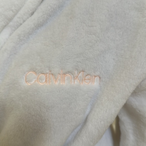 Calvin Klein Super-soft Robe - Picture 3 of 6